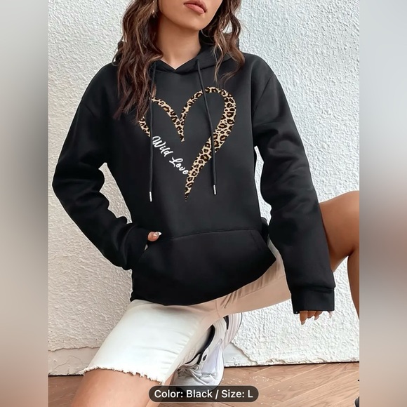 NEW Women’s Black Print Hoodie, Large, Leopard Heart, Kangaroo front Pocket - Picture 4 of 4